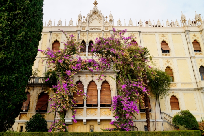 The,Stunning,Venetian,Neo-gothic,Villa,Borghese,Cavazza,On,Isola,Del